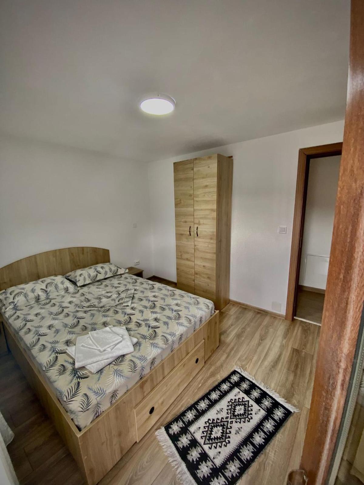 Casa Alex Hotell Curtea de Argeş Eksteriør bilde